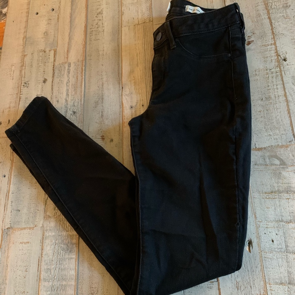 Jessica Simpson skinny jean